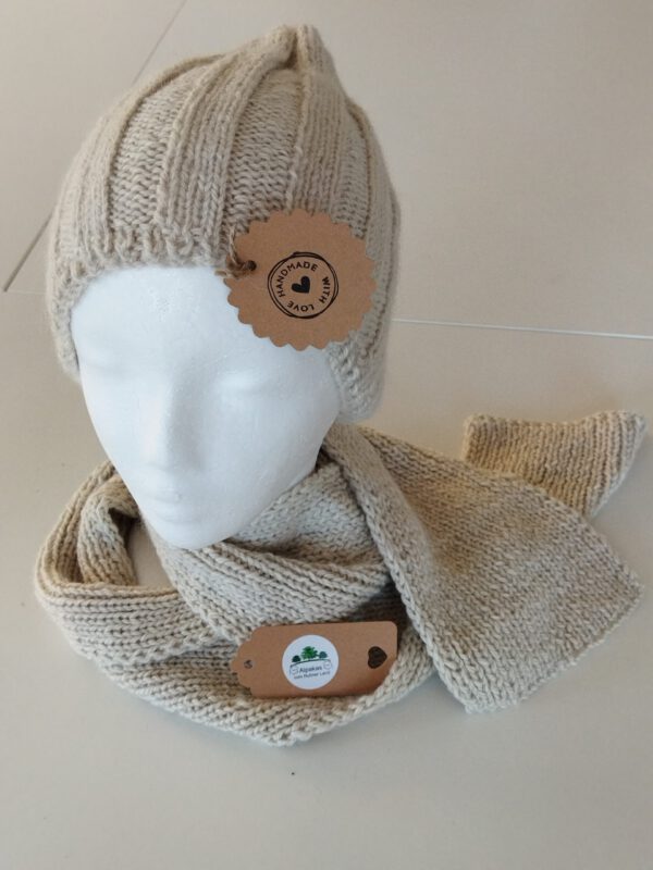 Beanie und Schal als Set unisex