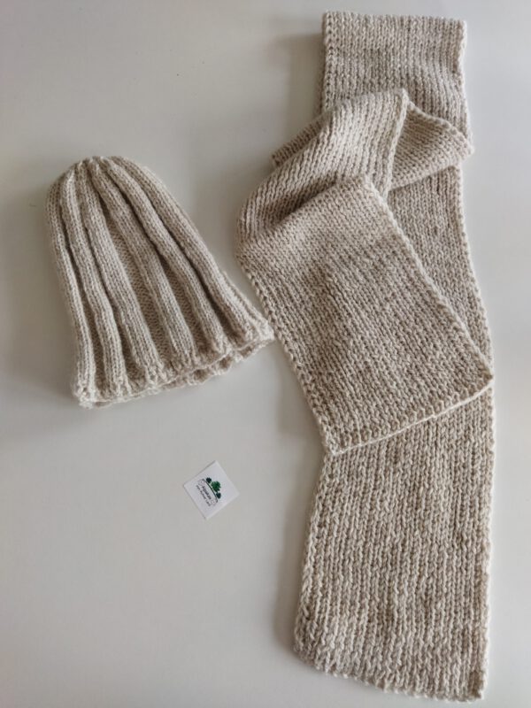 Beanie und Schal als Set unisex – Bild 2